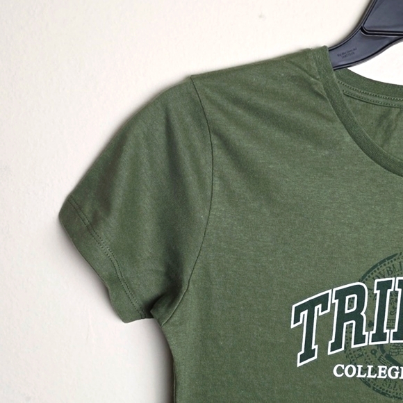Youth Trinity College  Shirts - Picture 2 of 6